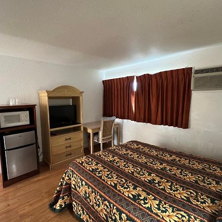Sherwood Motel Palmdale Dış mekan fotoğraf